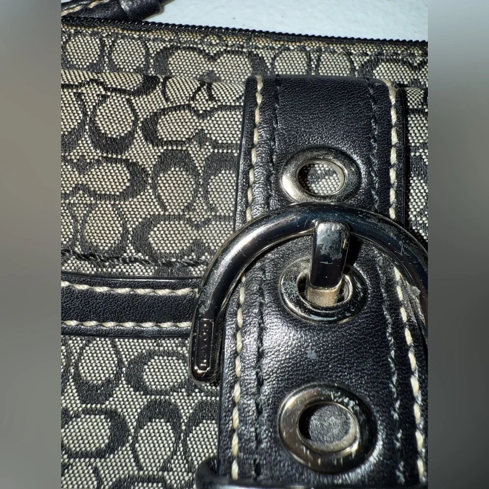 Coach Black Signature Mini C Soho Jacquard Canvas Buckle Clutch Wristlet Wallet